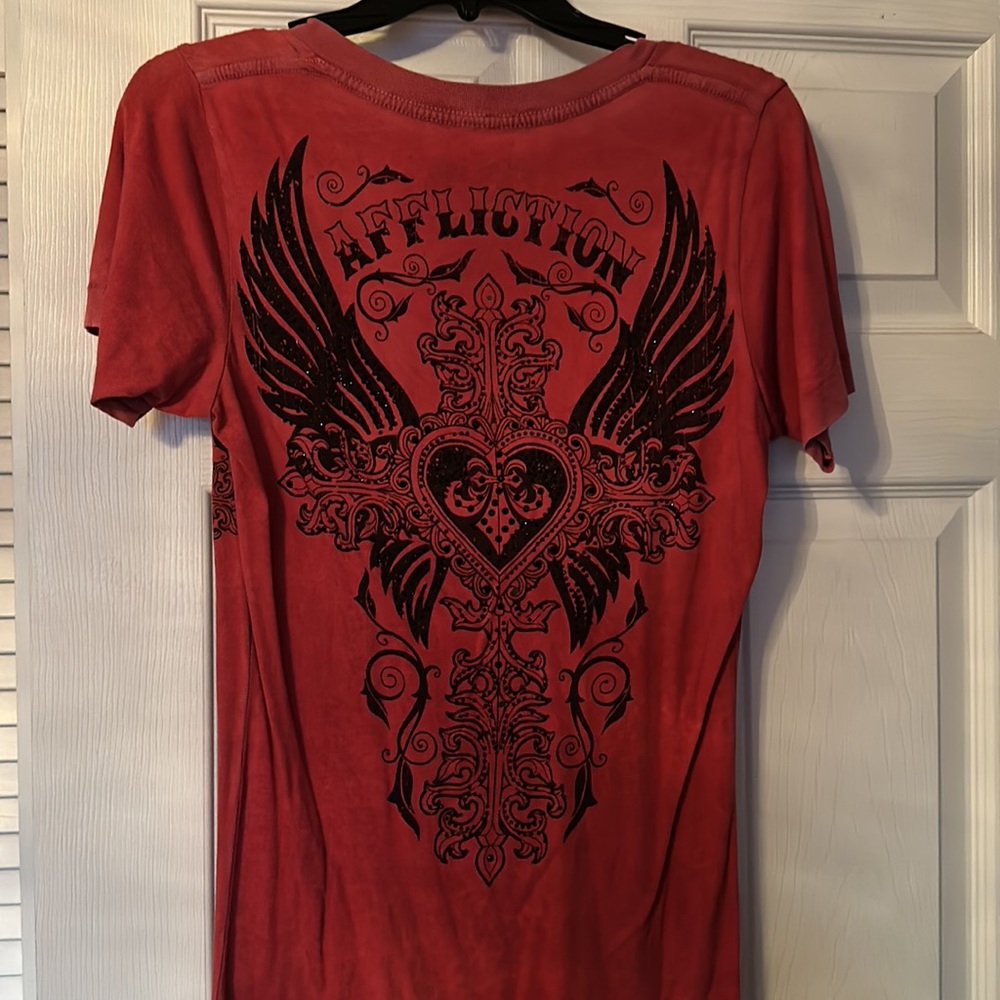 Affliction tee red with black stones - Picture 7 of 10